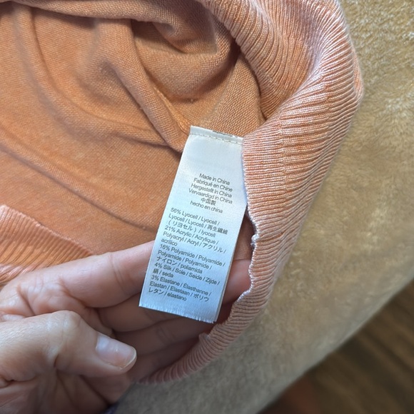 KNITTED TOPS BUNDLE - Picture 5 of 12